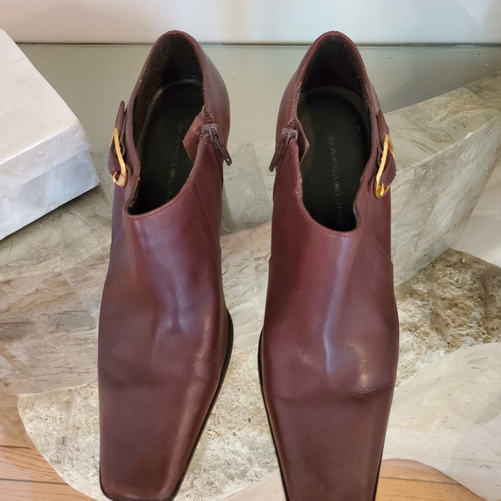 Bandolino Leather Bootie - Picture 2 of 8